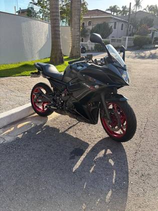 YAMAHA XJ6 F 